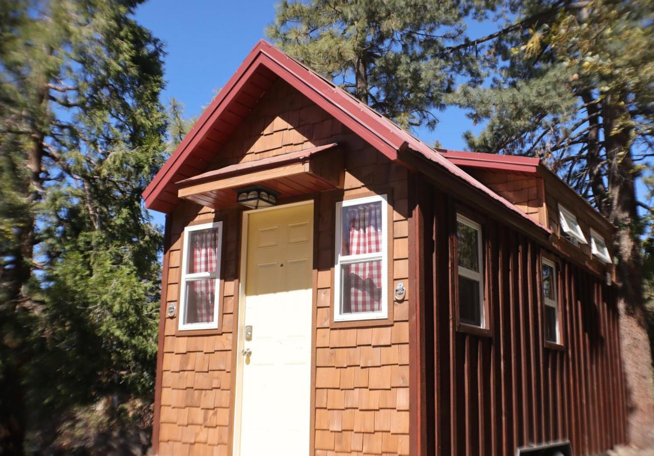 Storybook Village Pine Cove المظهر الخارجي الصورة
